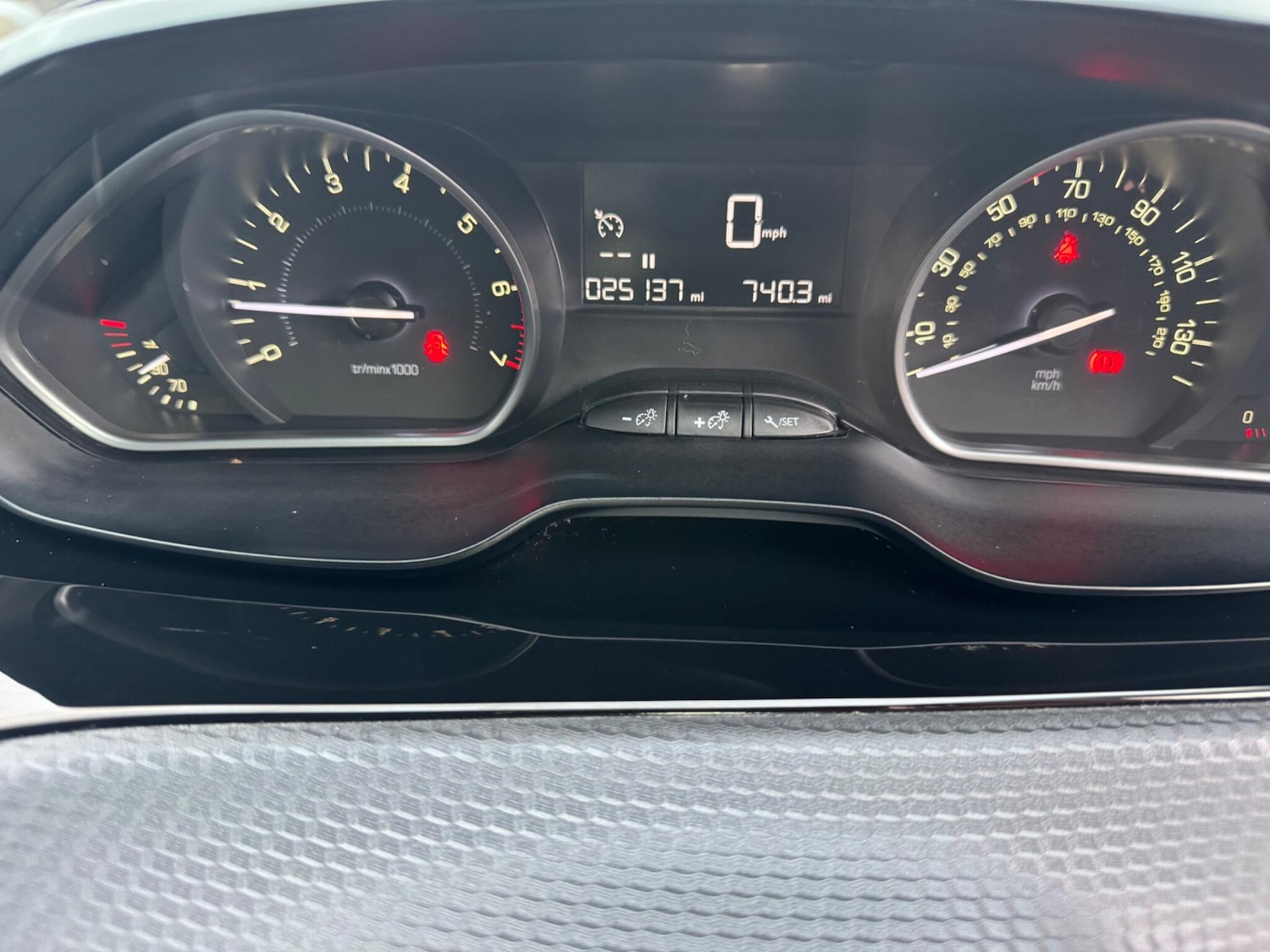 Used Peugeot 208 2018 for sale - 76691164: Photo 12