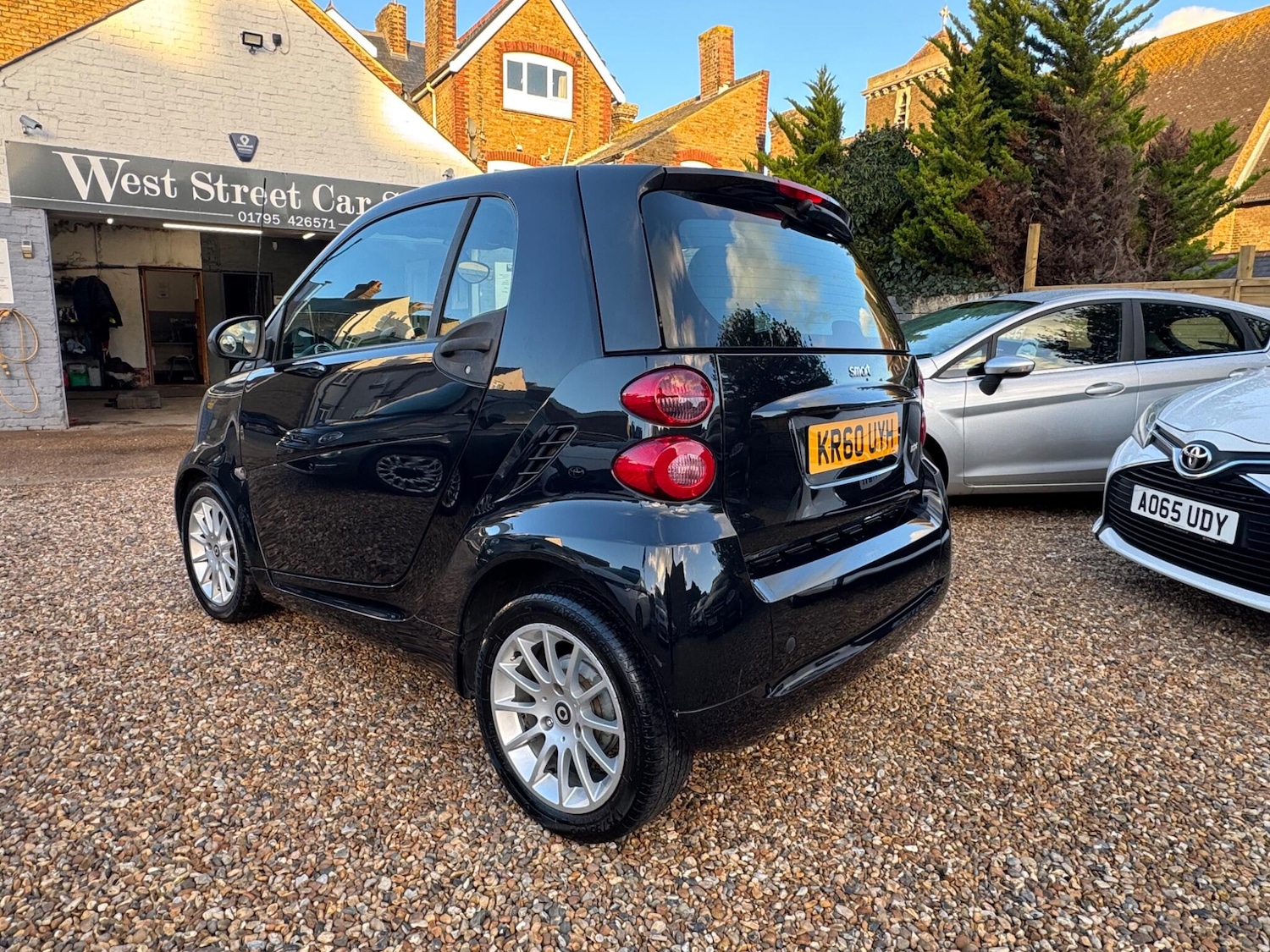 Used smart fortwo 2011 for sale - 76899534: Photo 2