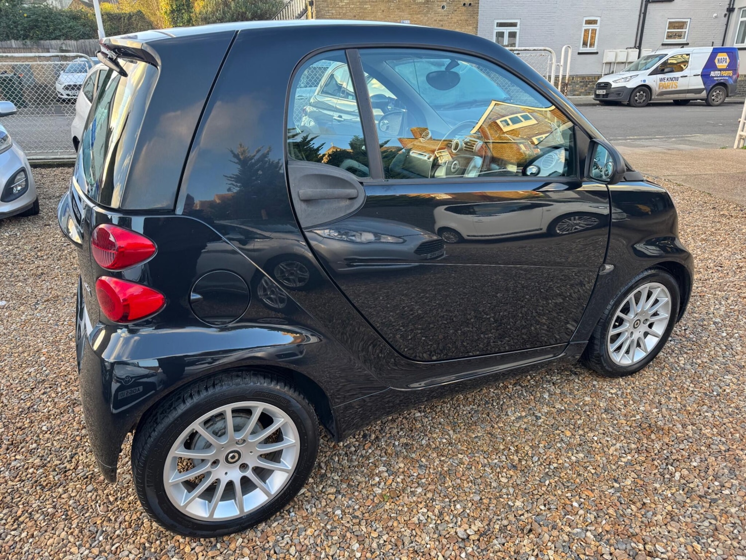 Used smart fortwo 2011 for sale - 76899534: Photo 9