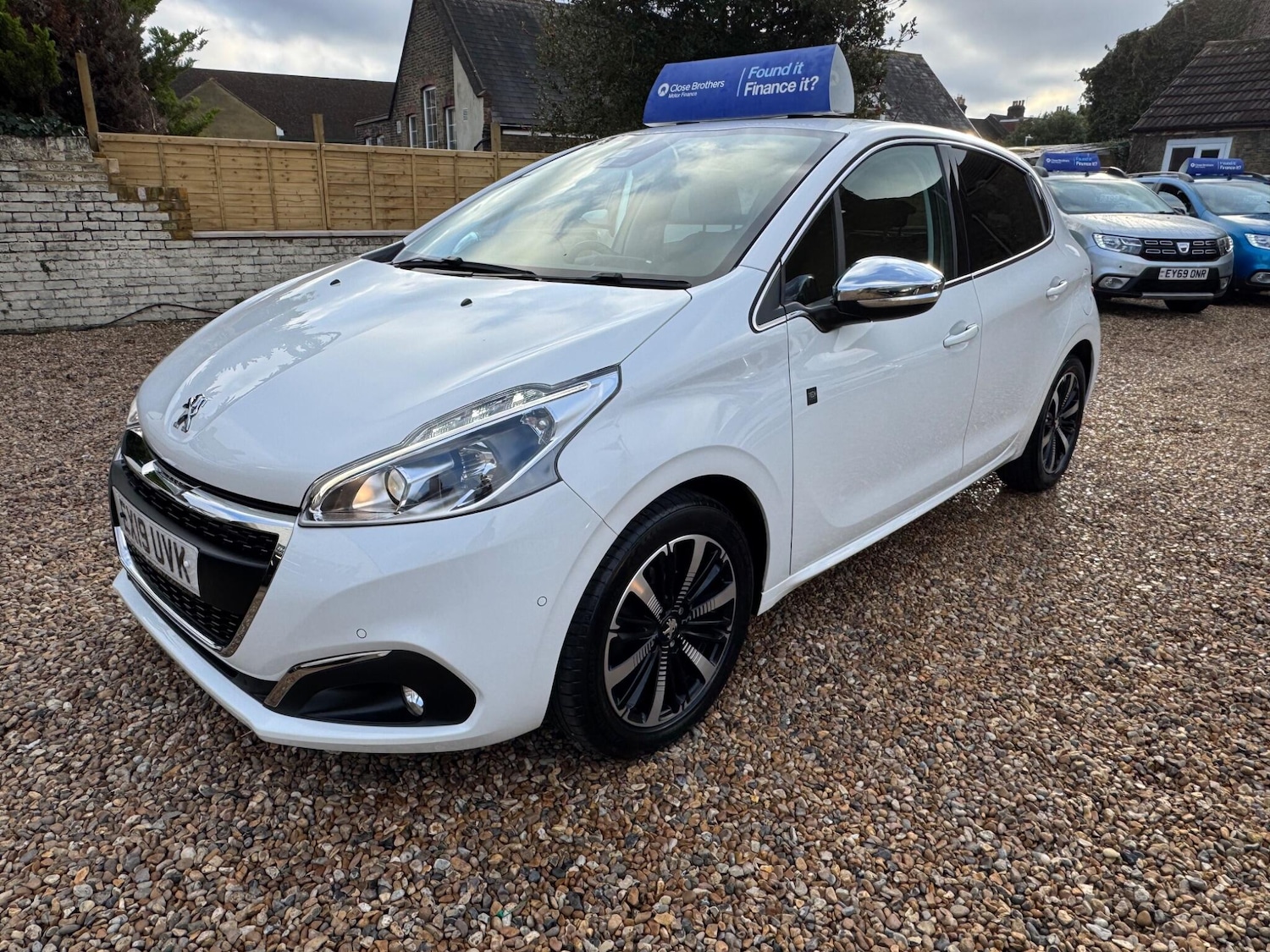 Used Peugeot 208 2019 for sale - 76927056: Photo 3
