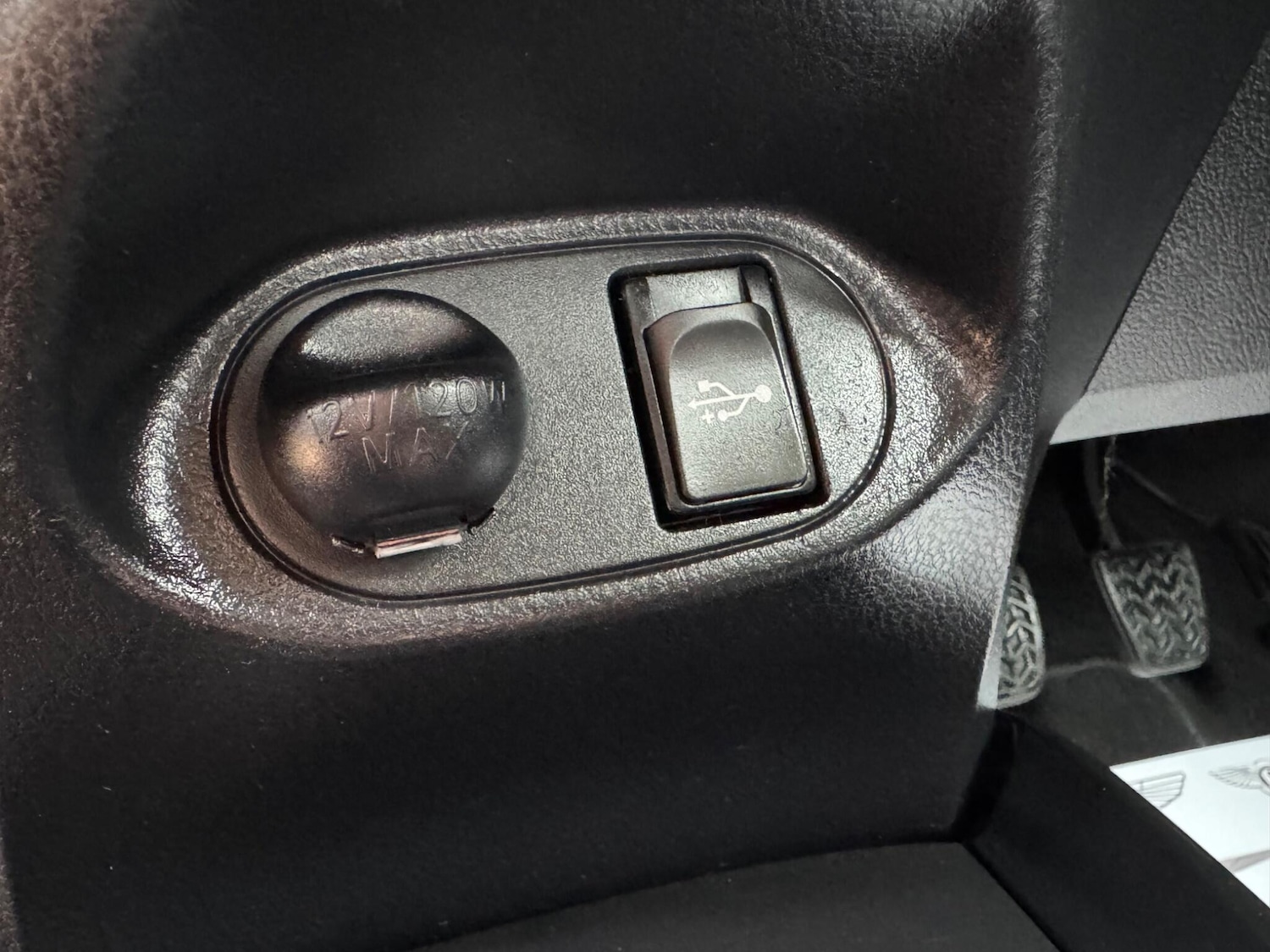 Used Toyota Yaris 2015 for sale - 76691169: Photo 29