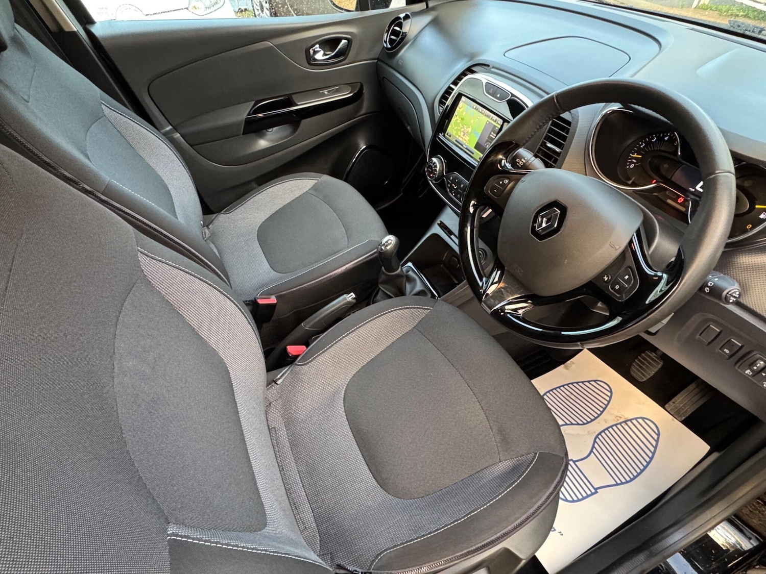 Used Renault Captur 2014 for sale - 77230588: Photo 15