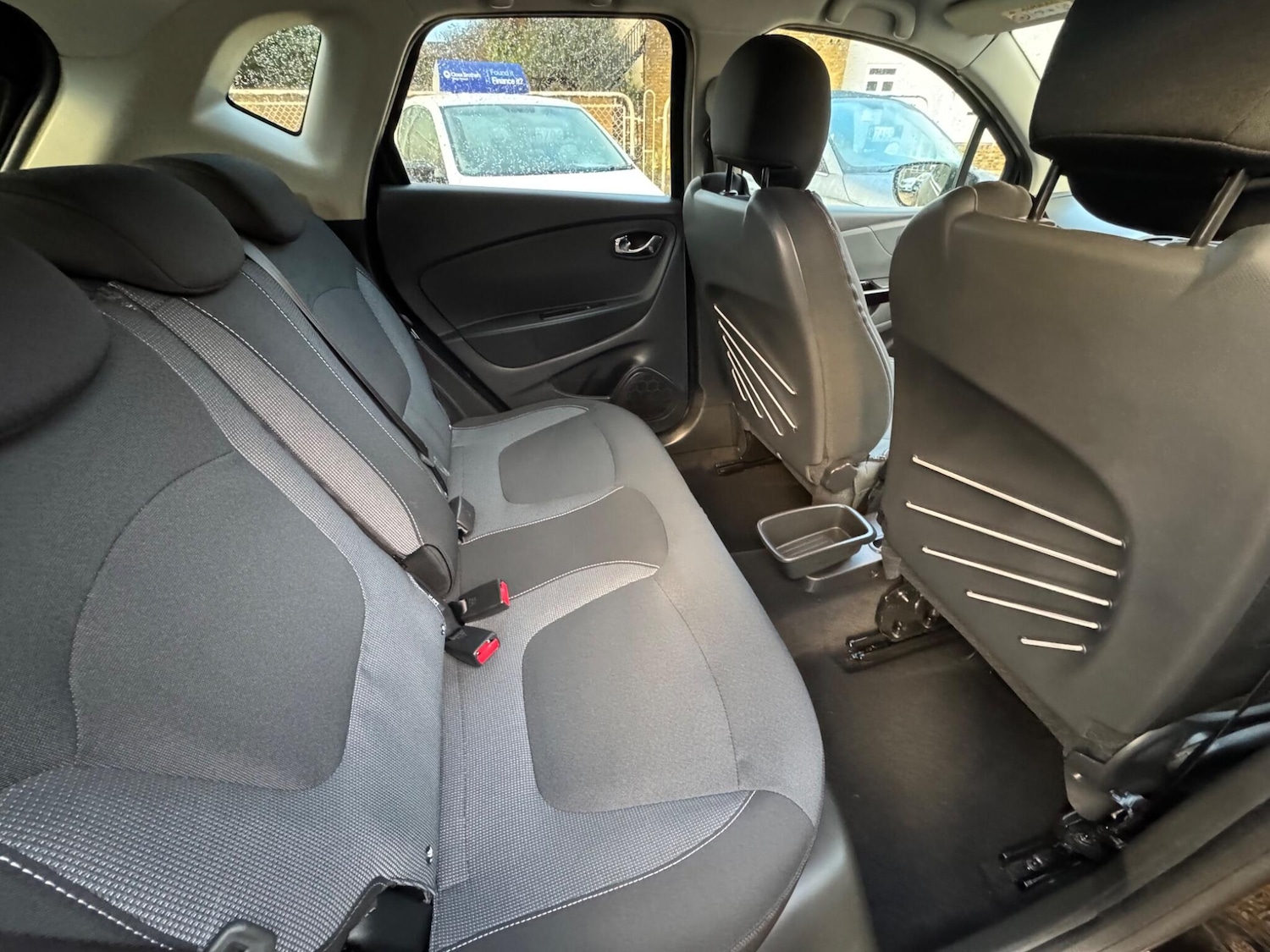 Used Renault Captur 2014 for sale - 77230588: Photo 20