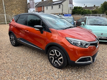 Used Renault Captur 2015 for sale - 79429839: Photo