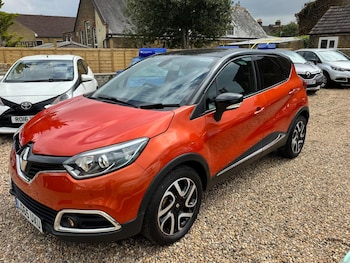 Used Renault Captur 2015 for sale - 79429839: Photo