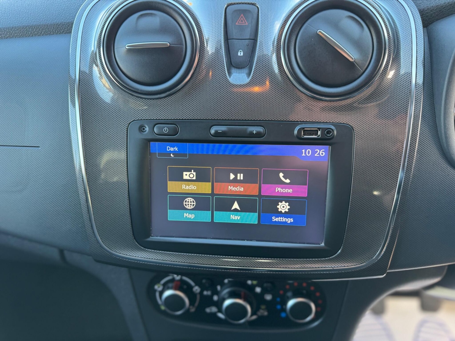 Used Dacia Logan MCV 2018 for sale - 76691168: Photo 16