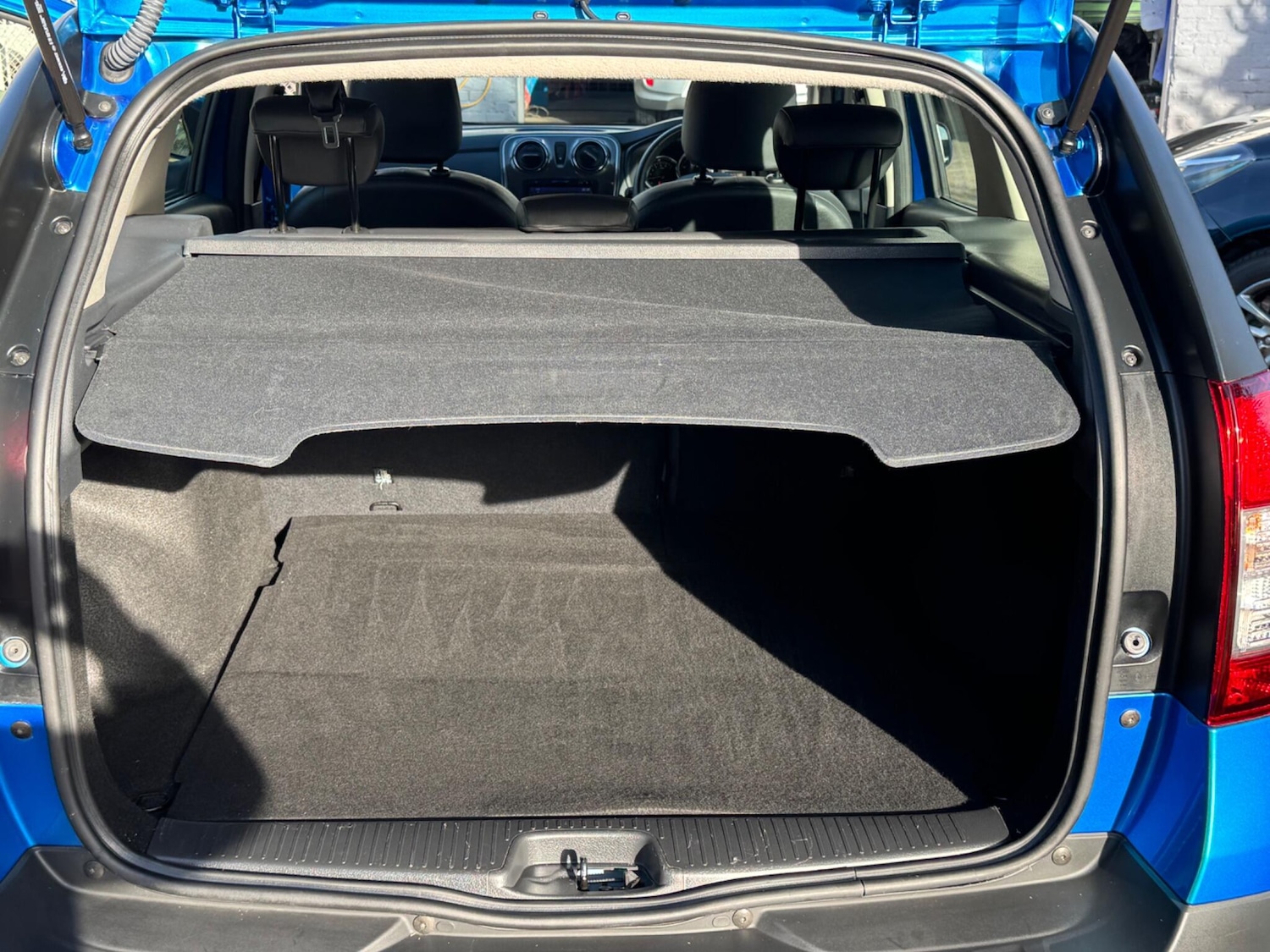 Used Dacia Logan MCV 2018 for sale - 76691168: Photo 25