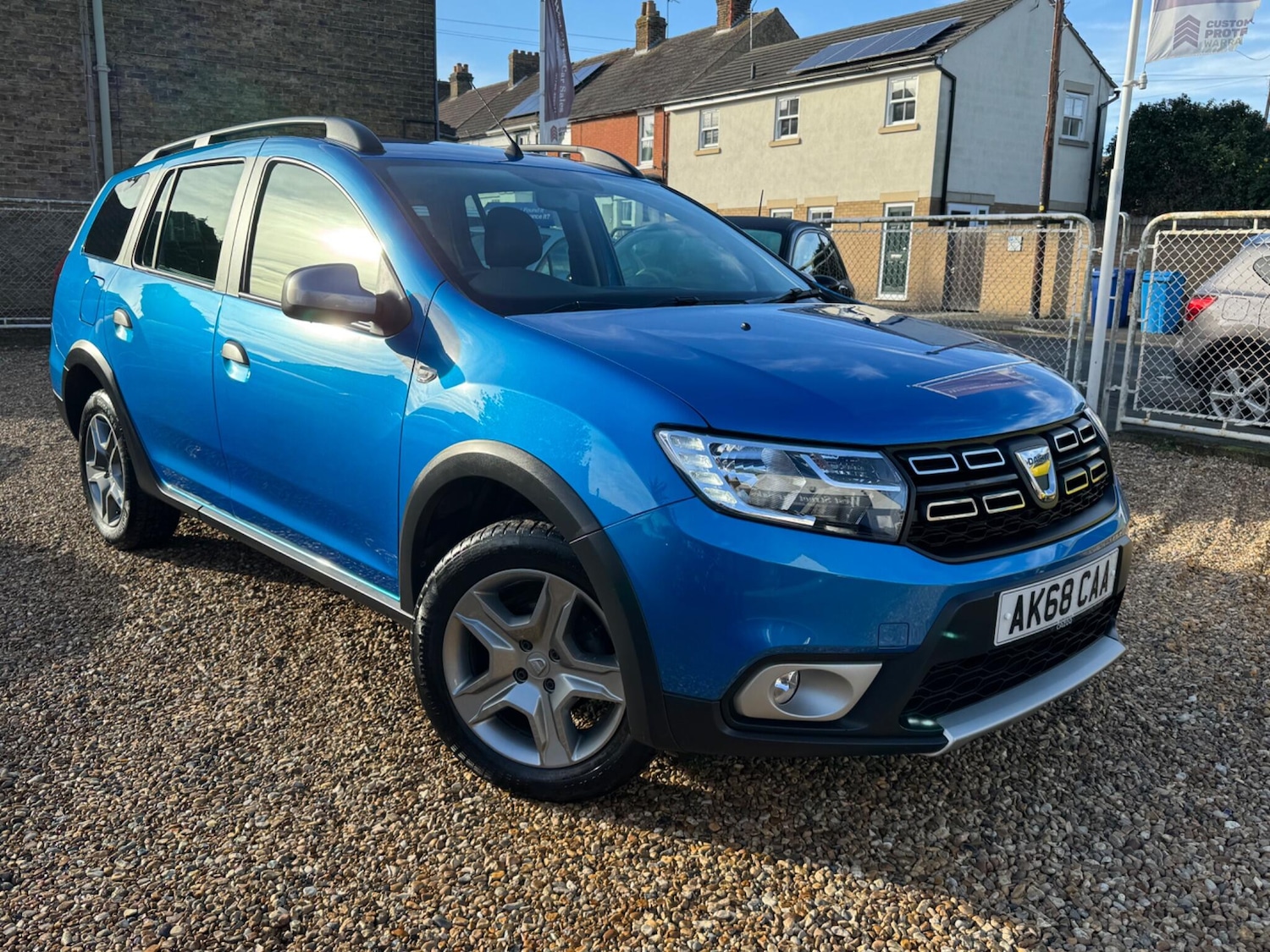 Used Dacia Logan MCV 2018 for sale - 76691168: Photo 4