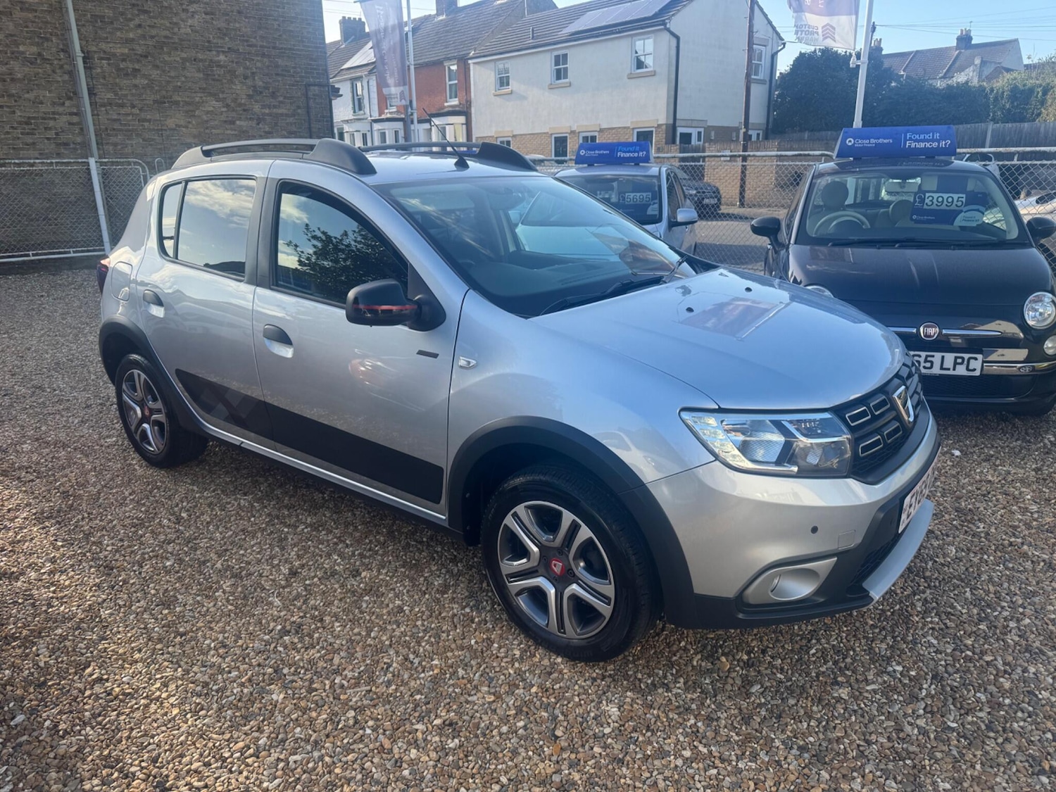 Used Dacia Sandero Stepway 2019 for sale - 76689092: Photo 1