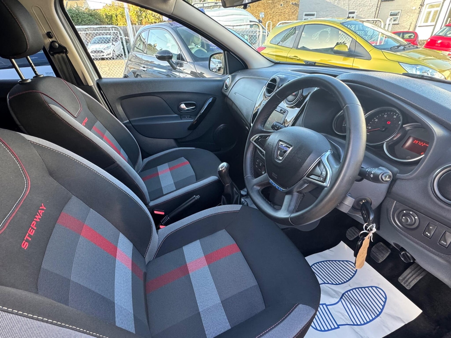 Used Dacia Sandero Stepway 2019 for sale - 76689092: Photo 13