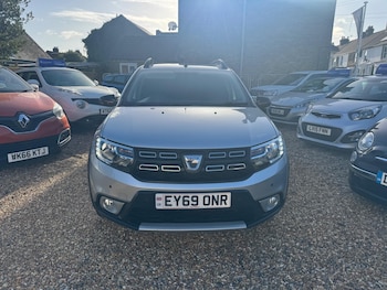 Used Dacia Sandero Stepway 2019 for sale - 76689092: Photo