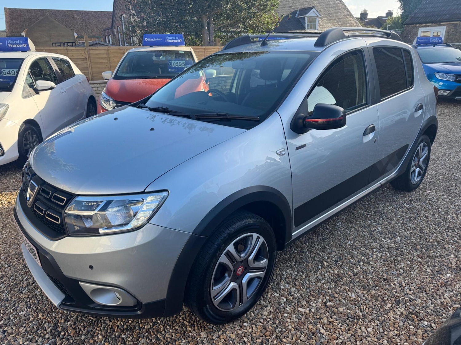 Used Dacia Sandero Stepway 2019 for sale - 76689092: Photo 3
