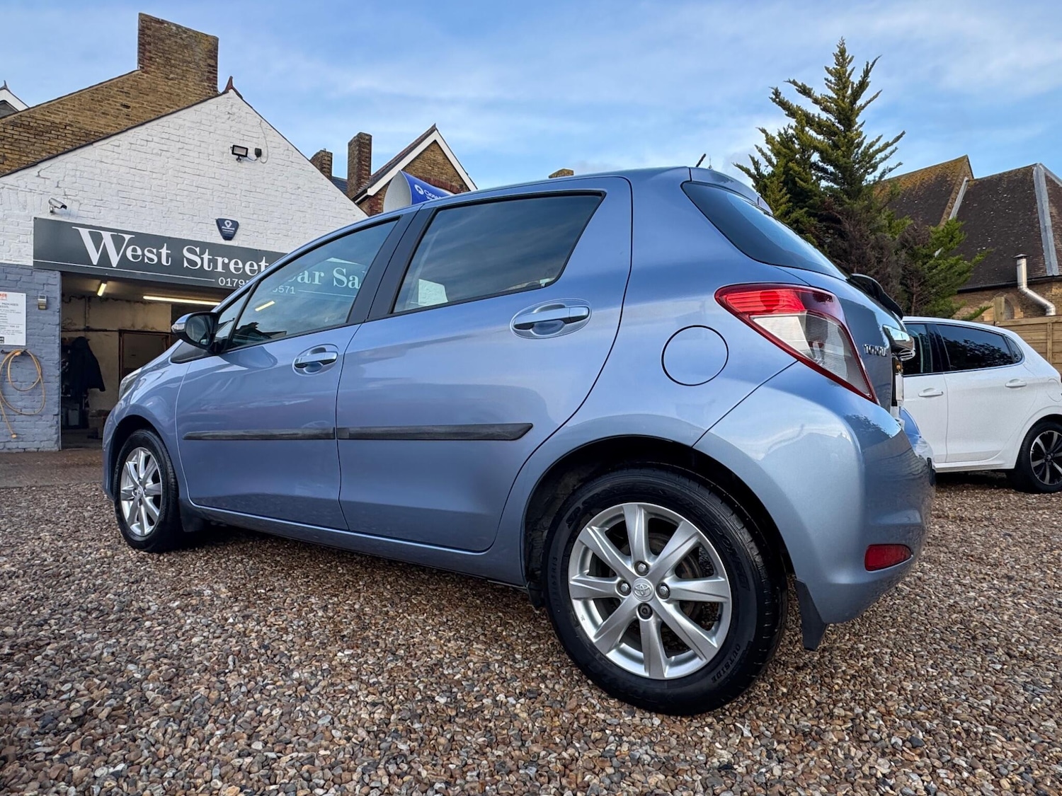 Used Toyota Yaris 2012 for sale - 77396346: Photo 4