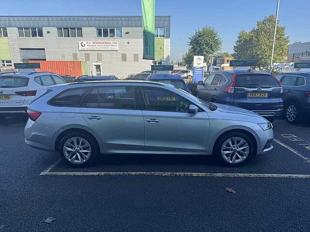 Used Skoda Octavia 2022 for sale - 76064507: Photo 4