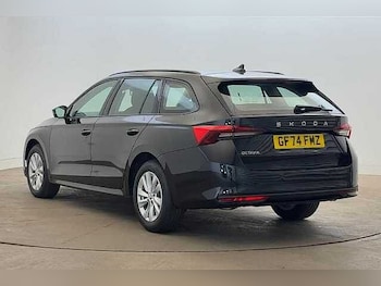 Used Skoda Octavia 2024 for sale - 76219291: Photo