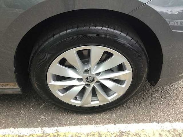 Used Skoda Superb 2025 for sale - 76143214: Photo 5