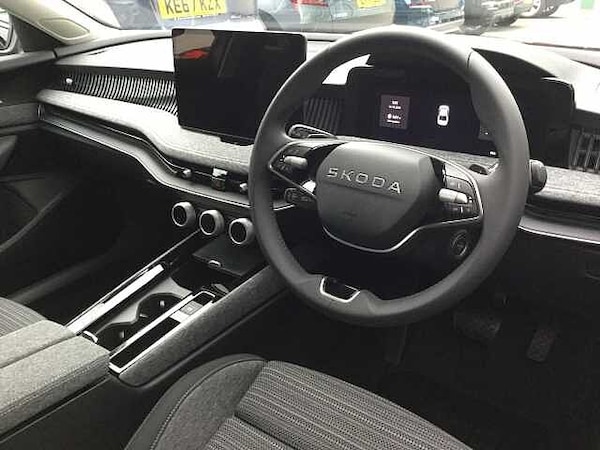 Used Skoda Superb 2025 for sale - 76143214: Photo 6