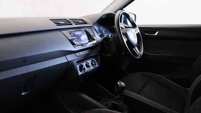 Used Skoda Fabia 2020 for sale - 76076552: Photo 2