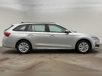 Used Skoda Octavia 2024 for sale - 76219288: Photo 4