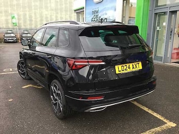 Used Skoda Karoq 2024 for sale - 76547533: Photo