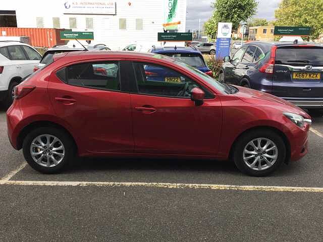 Used Mazda Mazda2 2015 for sale - 76133796: Photo 4