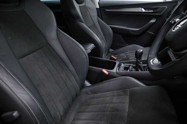 Used Skoda Karoq 2024 for sale - 76547532: Photo 10