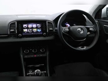 Used Skoda Karoq 2024 for sale - 76547532: Photo