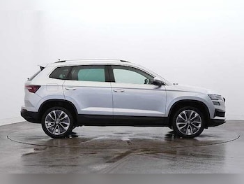 Used Skoda Karoq 2024 for sale - 76547532: Photo