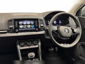 Used Skoda Karoq 2024 for sale - 75937827: Photo