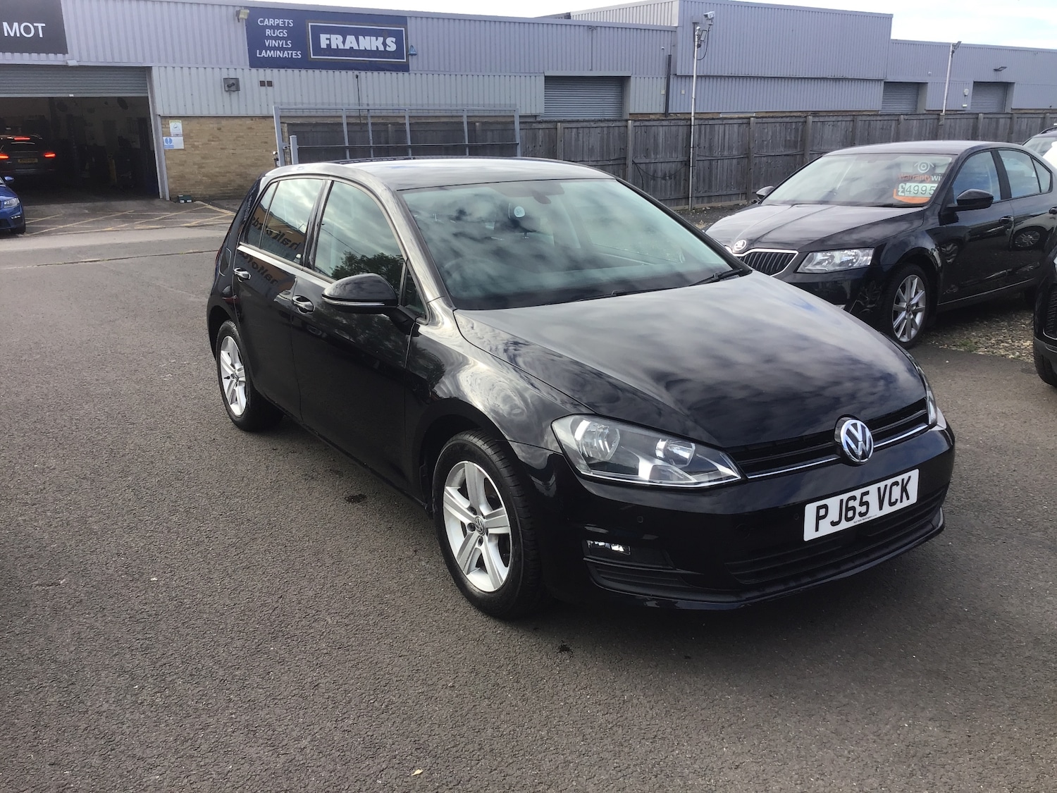 Used Volkswagen Golf 2015 for sale - 76208644: Photo 1