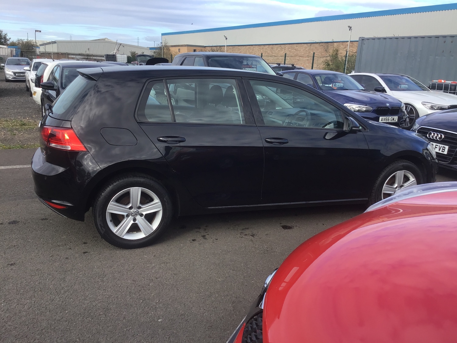 Used Volkswagen Golf 2015 for sale - 76208644: Photo 10