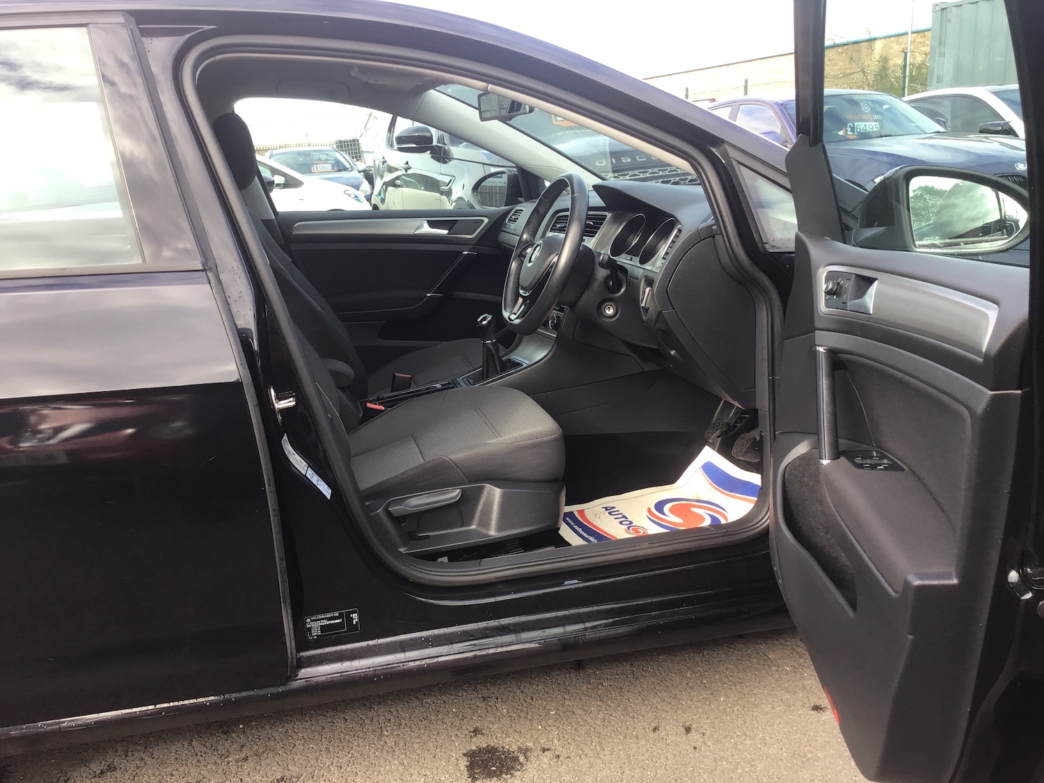 Used Volkswagen Golf 2015 for sale - 76208644: Photo 11