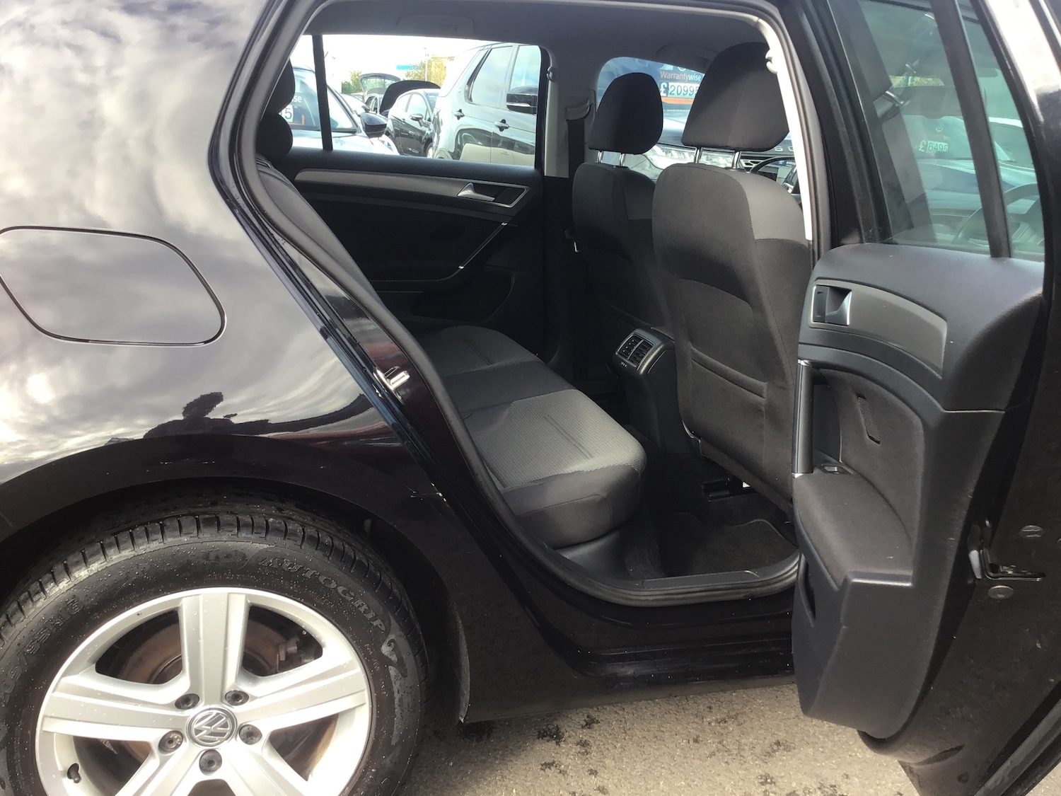 Used Volkswagen Golf 2015 for sale - 76208644: Photo 13