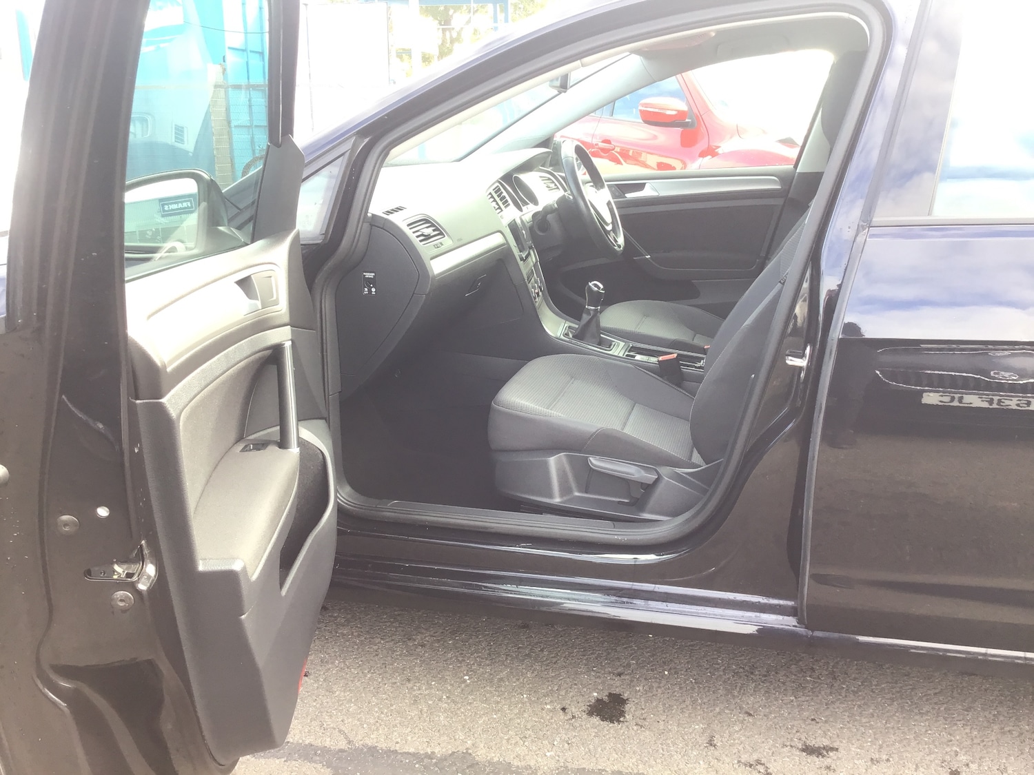 Used Volkswagen Golf 2015 for sale - 76208644: Photo 15