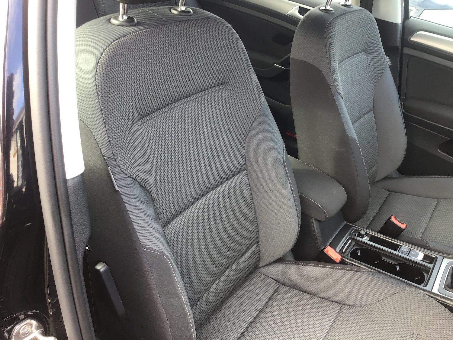 Used Volkswagen Golf 2015 for sale - 76208644: Photo 34