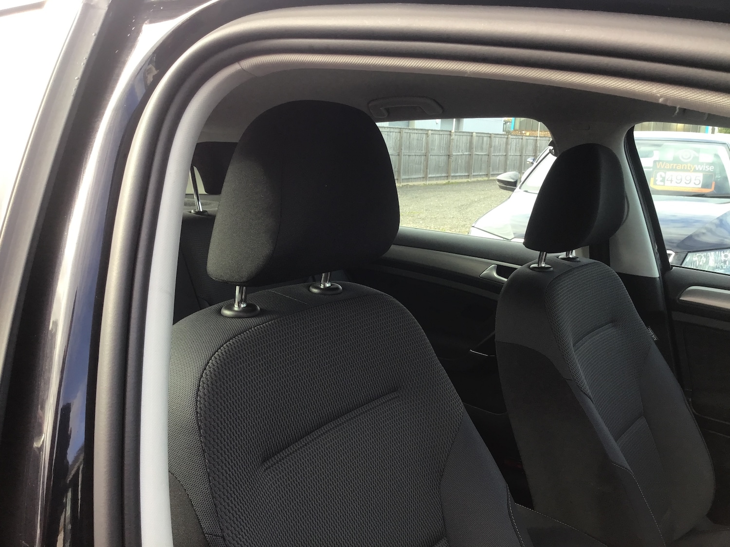 Used Volkswagen Golf 2015 for sale - 76208644: Photo 35