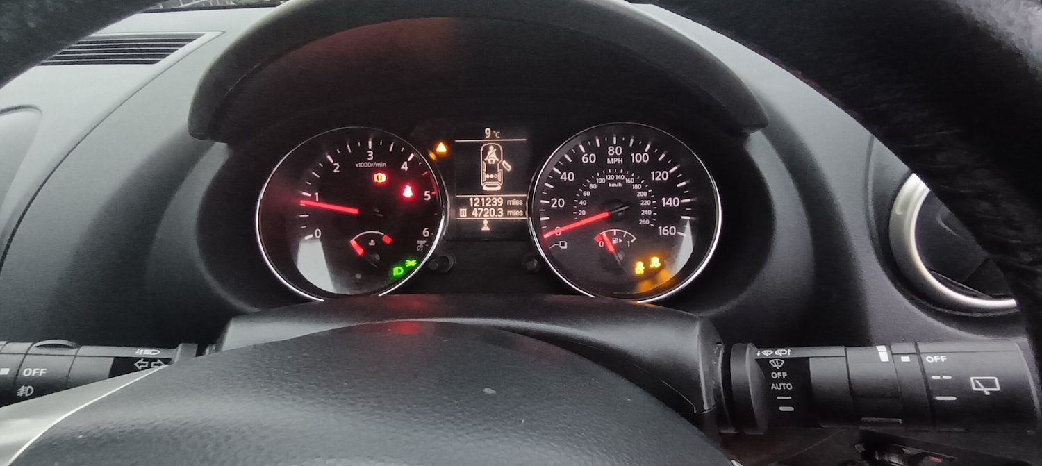 Used Nissan Qashqai 2013 for sale - 77248020: Photo 21