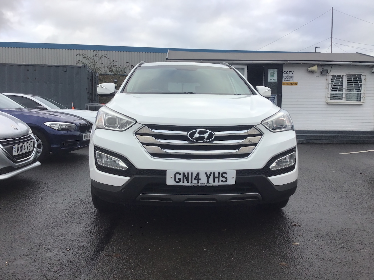 Used Hyundai Santa Fe 2014 for sale - 77831400: Photo 3