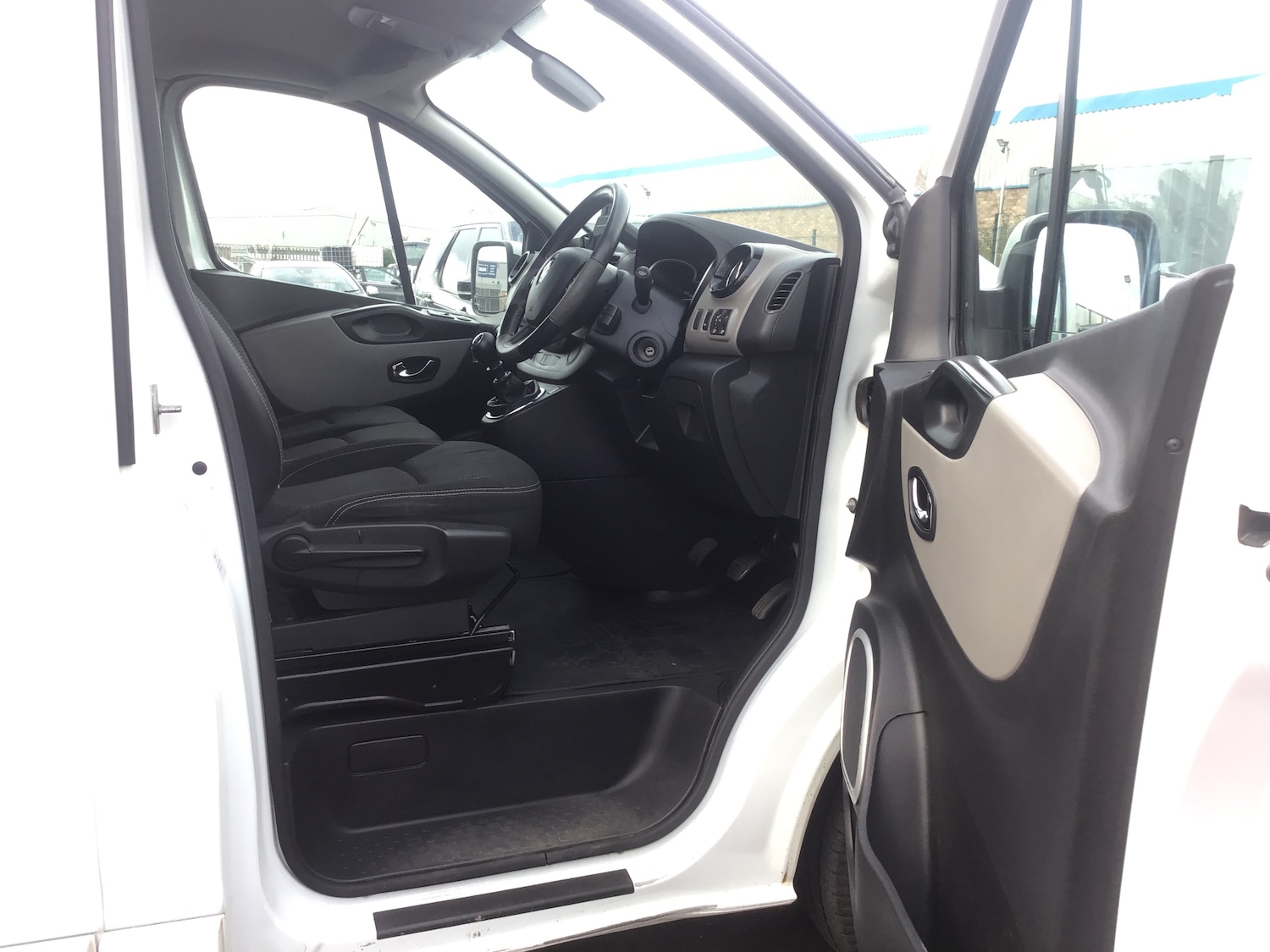 Used Renault Trafic 2018 for sale - 76209053: Photo 11