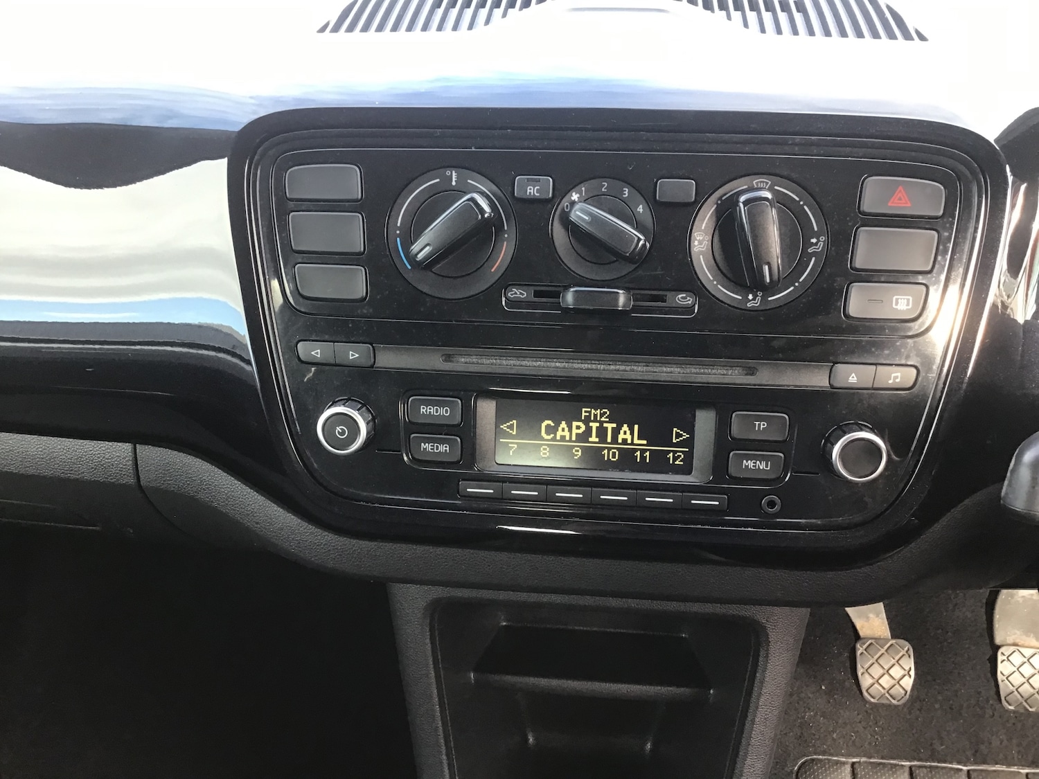 Used Volkswagen up! 2012 for sale - 76205788: Photo 22