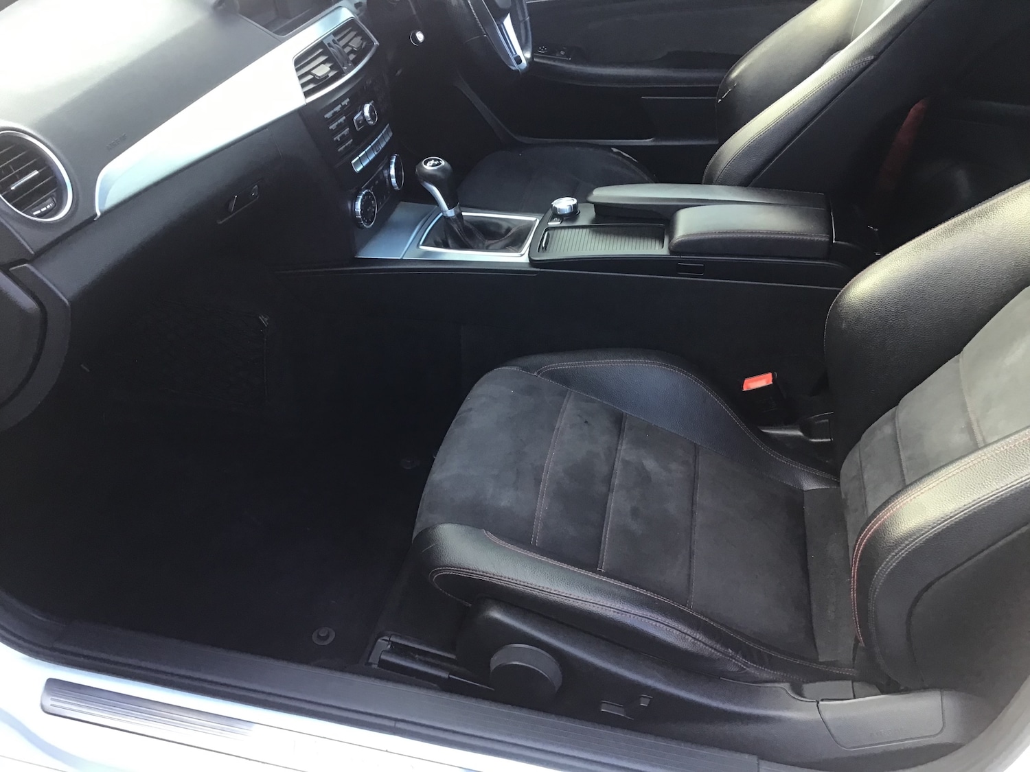 Used Mercedes-Benz C Class 2013 for sale - 75910691: Photo 32