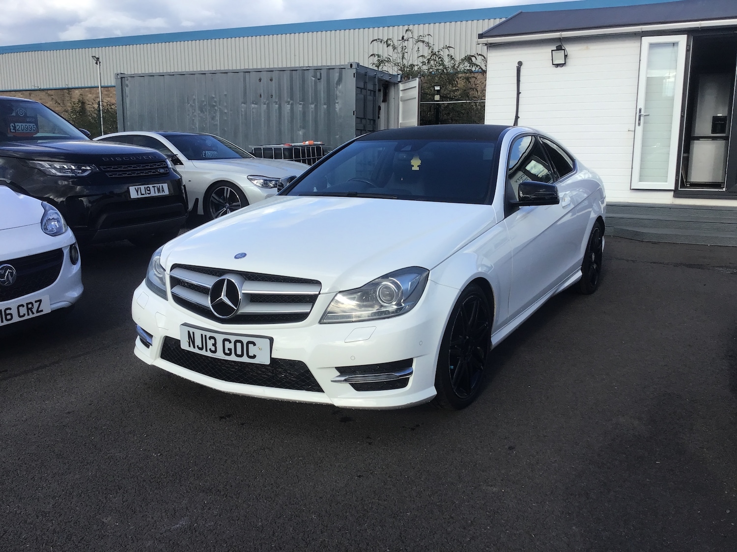 Used Mercedes-Benz C Class 2013 for sale - 75910691: Photo 4