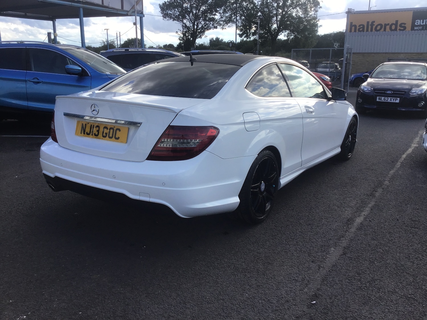 Used Mercedes-Benz C Class 2013 for sale - 75910691: Photo 9