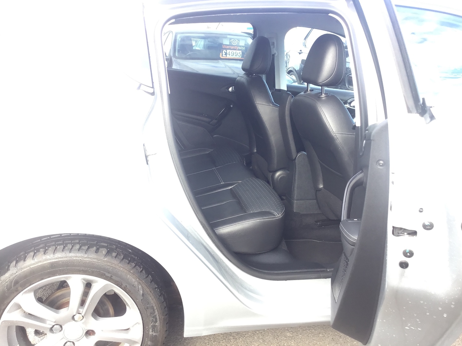 Used Peugeot 208 2014 for sale - 76205792: Photo 13