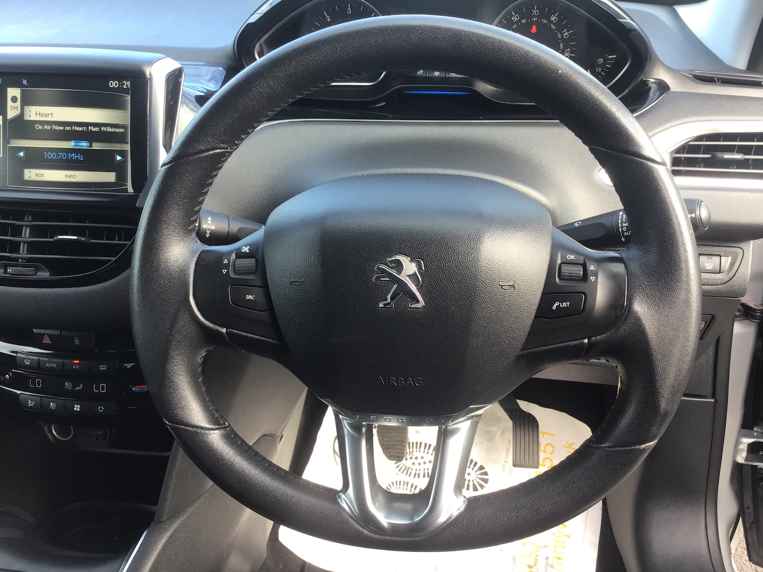 Used Peugeot 208 2014 for sale - 76205792: Photo 22