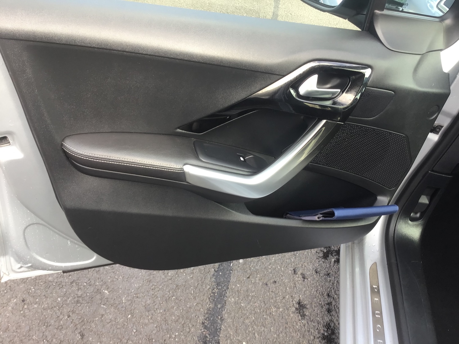 Used Peugeot 208 2014 for sale - 76205792: Photo 32