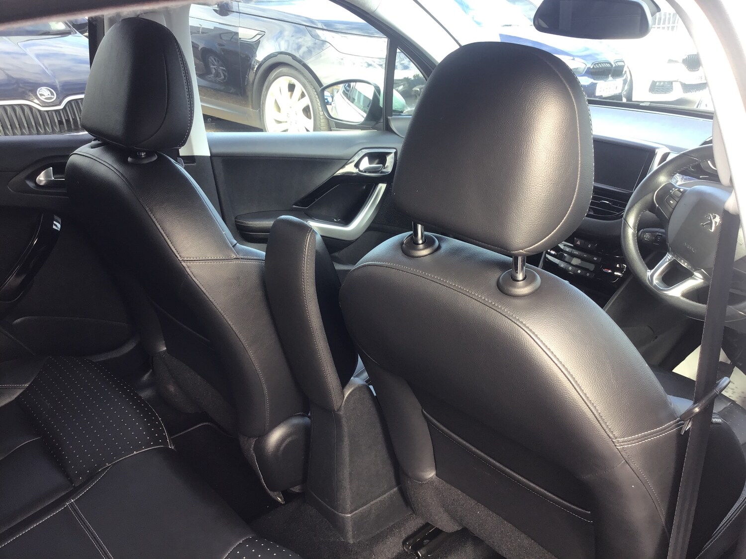 Used Peugeot 208 2014 for sale - 76205792: Photo 33
