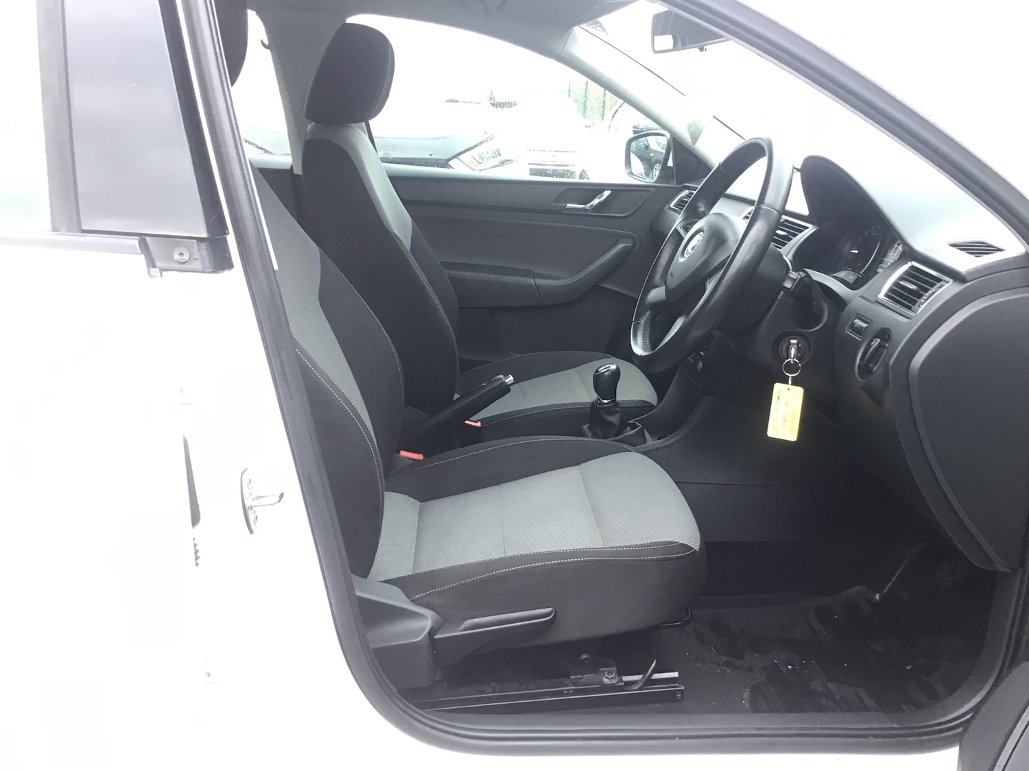 Used Skoda Rapid 2013 for sale - 77023994: Photo 12