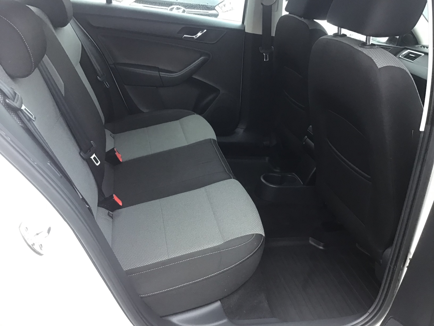 Used Skoda Rapid 2013 for sale - 77023994: Photo 14