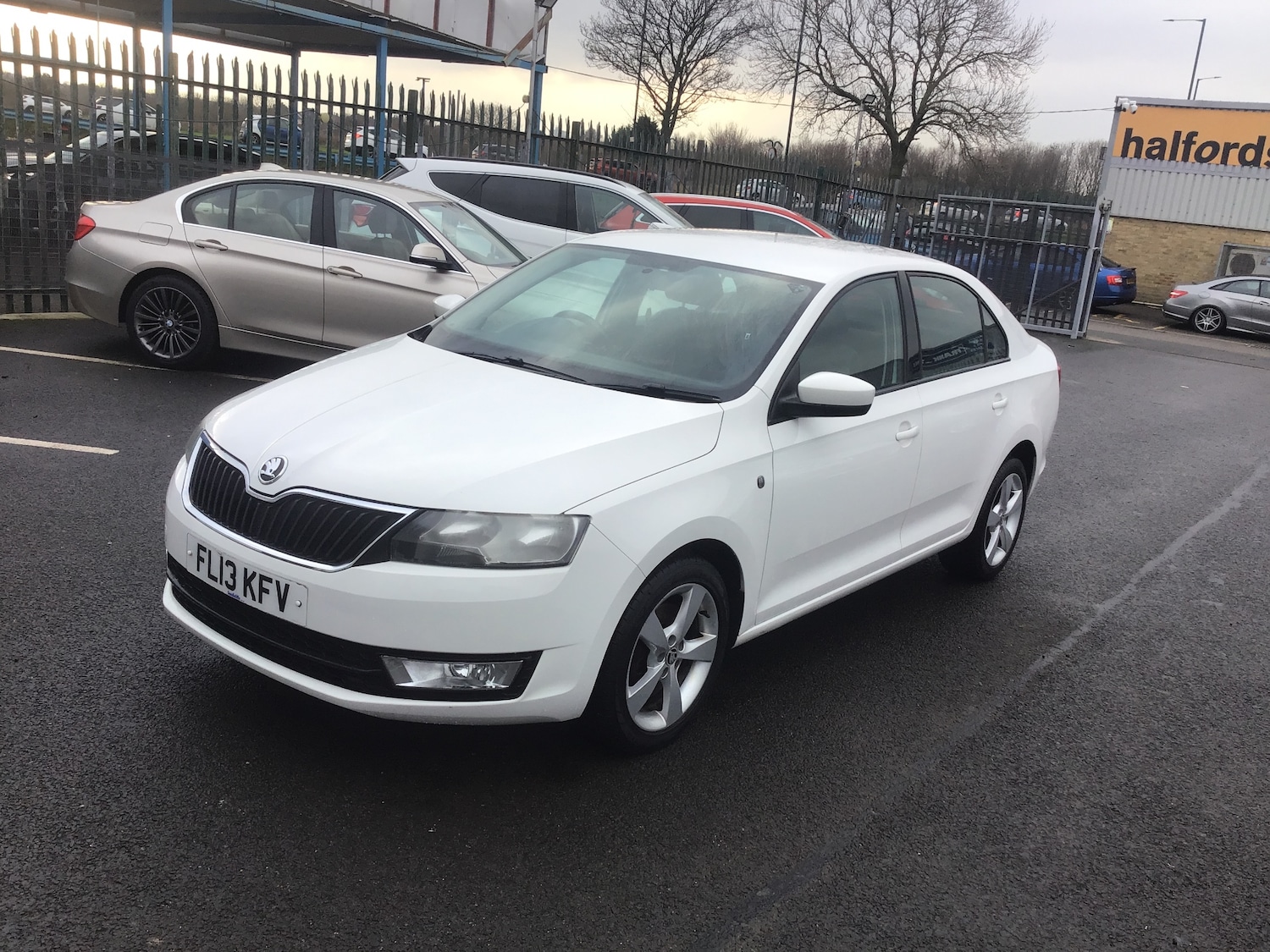 Used Skoda Rapid 2013 for sale - 77023994: Photo 4